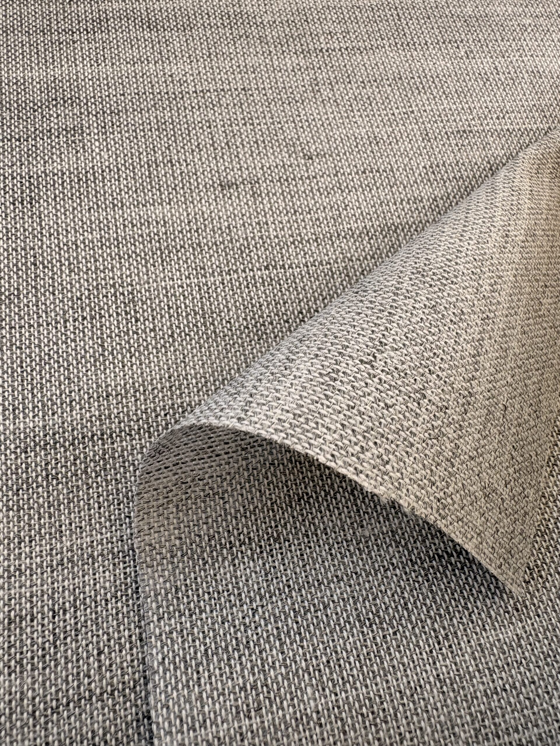EB858 Polyester Fusible Canvas Interfacing - 80cm wide - Image 4